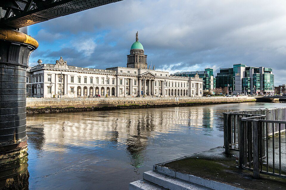 Imagem da Alfândega de Dublin, viagem para Irlanda